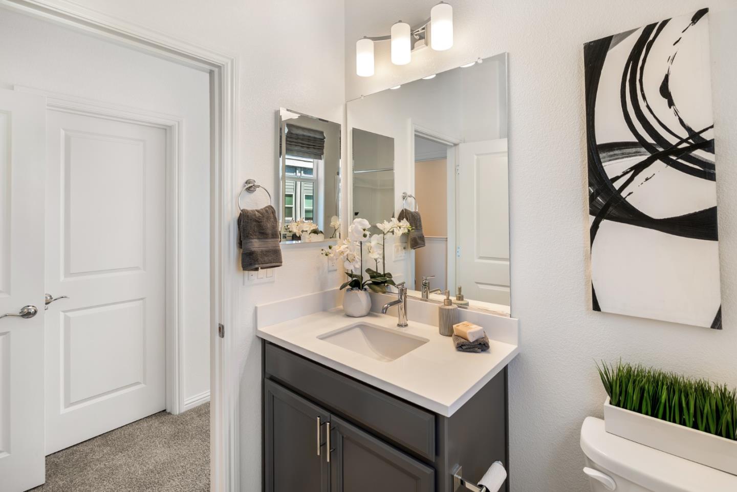 Detail Gallery Image 18 of 24 For 5724 Immersion Loop, San Jose,  CA 95119 - 2 Beds | 2/1 Baths