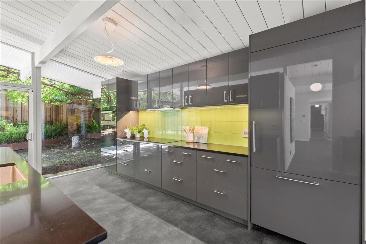 Detail Gallery Image 21 of 45 For 594 W Remington Dr, Sunnyvale,  CA 94087 - 4 Beds | 2 Baths
