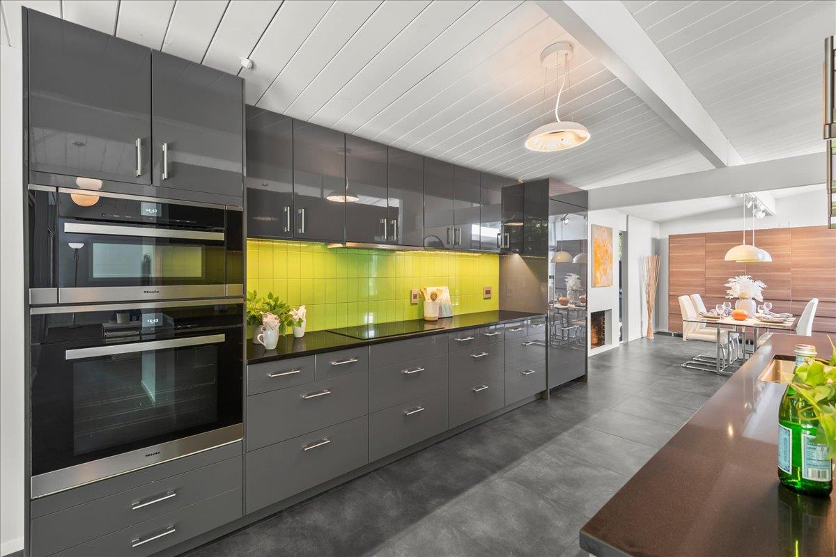 Detail Gallery Image 23 of 45 For 594 W Remington Dr, Sunnyvale,  CA 94087 - 4 Beds | 2 Baths