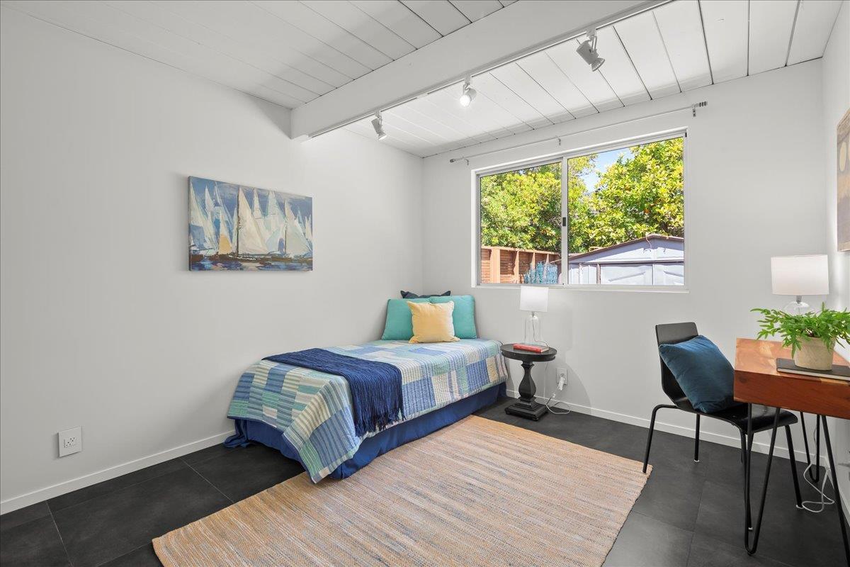 Detail Gallery Image 35 of 45 For 594 W Remington Dr, Sunnyvale,  CA 94087 - 4 Beds | 2 Baths