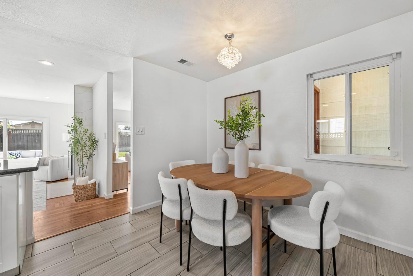 Detail Gallery Image 13 of 44 For 2133 Ashwood Ln, San Jose,  CA 95132 - 3 Beds | 2 Baths
