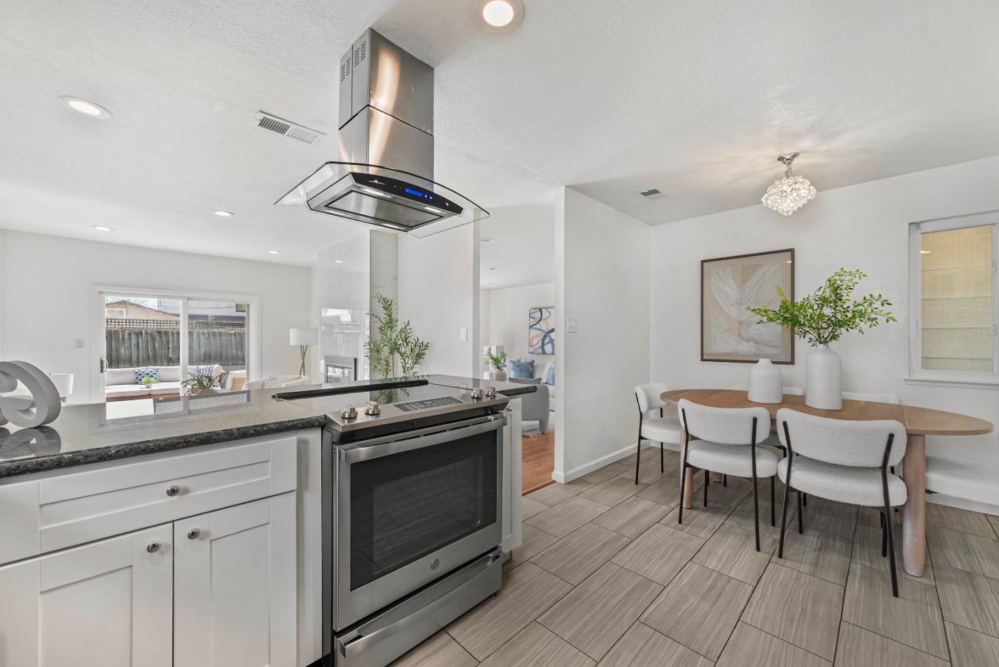 Detail Gallery Image 16 of 44 For 2133 Ashwood Ln, San Jose,  CA 95132 - 3 Beds | 2 Baths