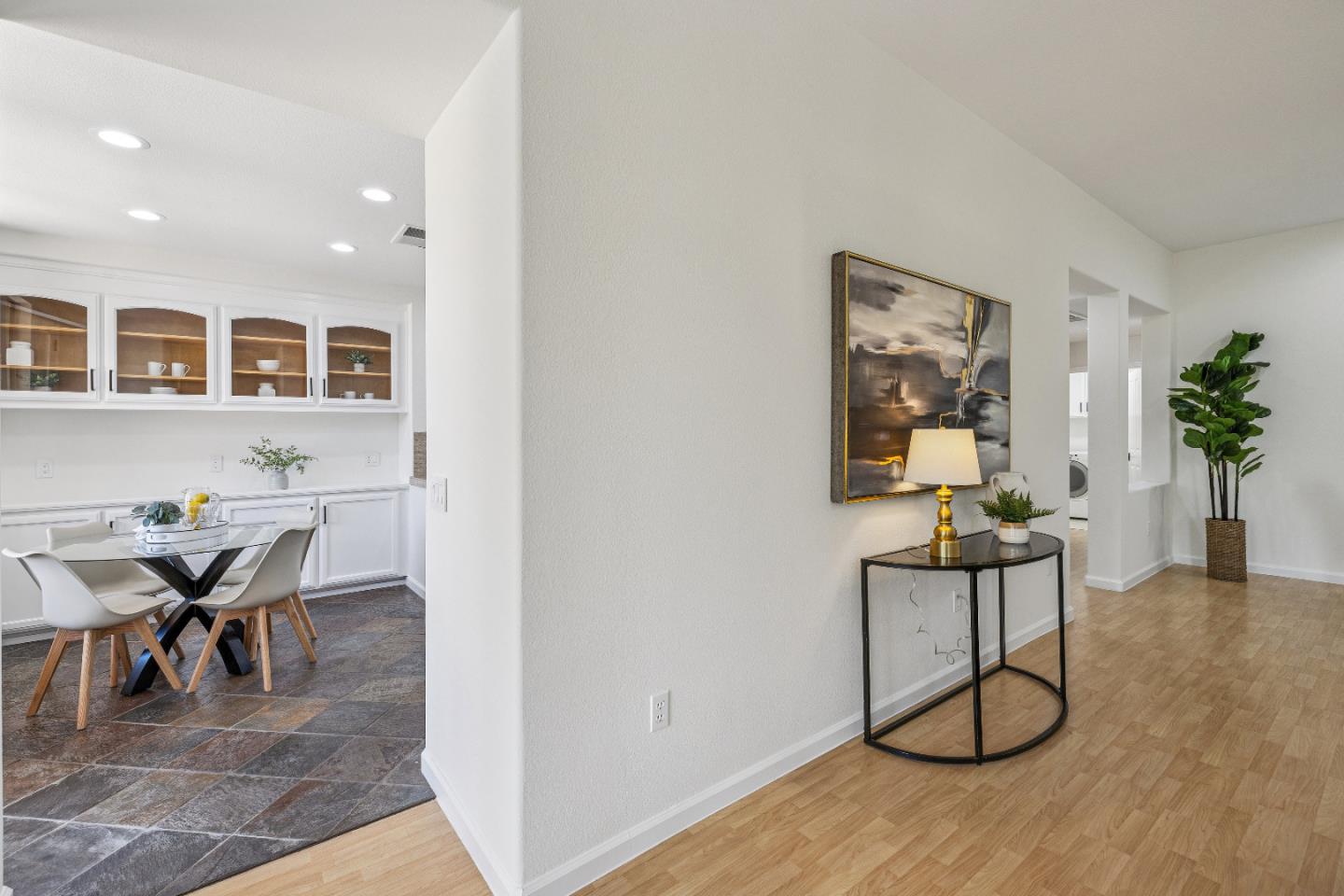 Detail Gallery Image 26 of 90 For 5365 Silver Knoll Ct, San Jose,  CA 95138 - 2 Beds | 2 Baths