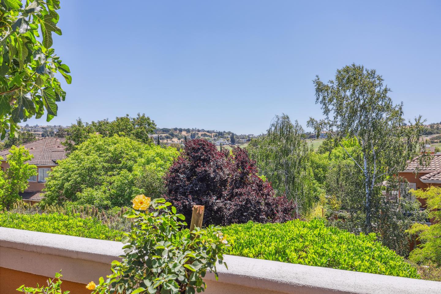 Detail Gallery Image 3 of 90 For 5365 Silver Knoll Ct, San Jose,  CA 95138 - 2 Beds | 2 Baths