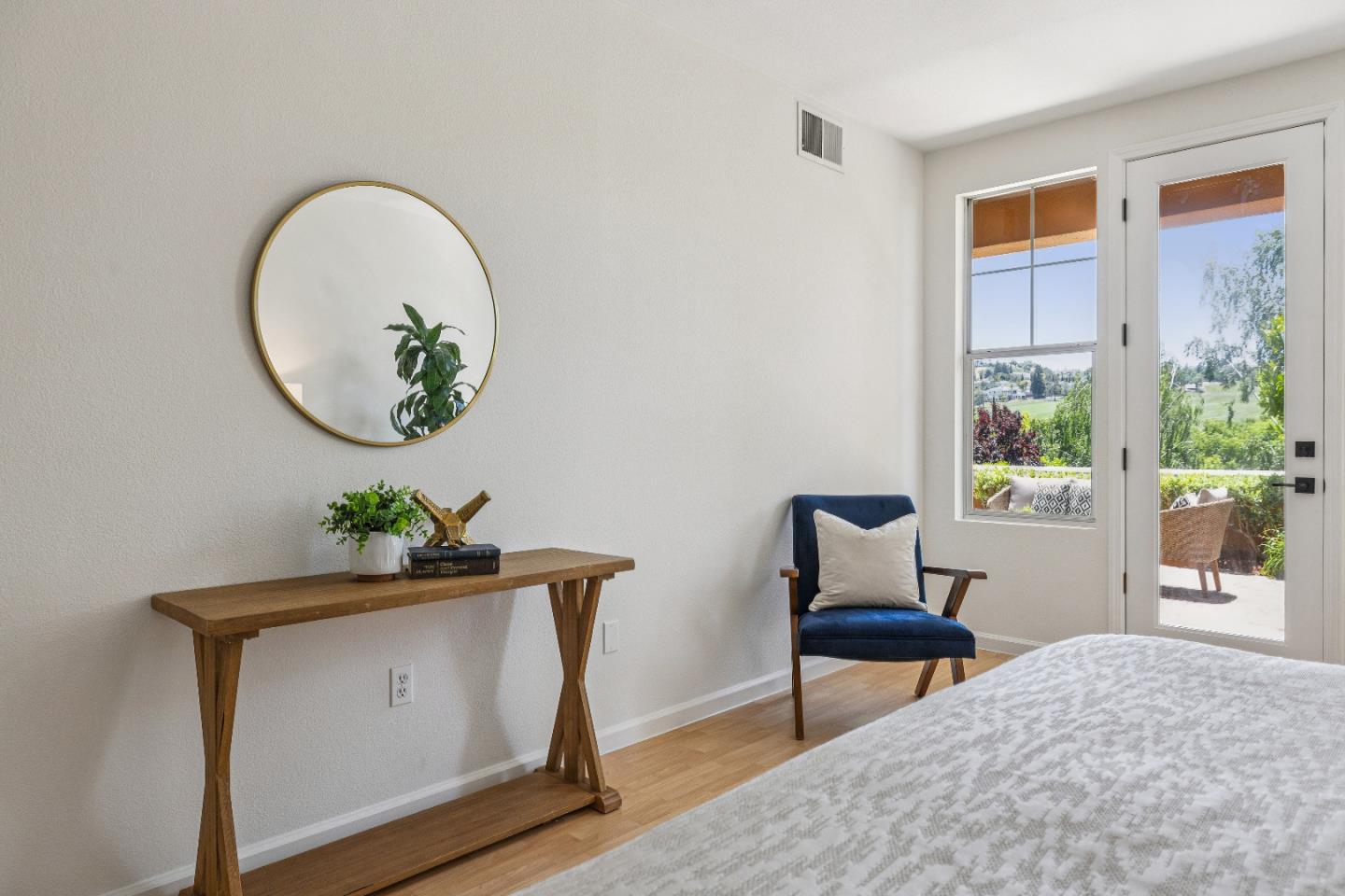 Detail Gallery Image 44 of 90 For 5365 Silver Knoll Ct, San Jose,  CA 95138 - 2 Beds | 2 Baths