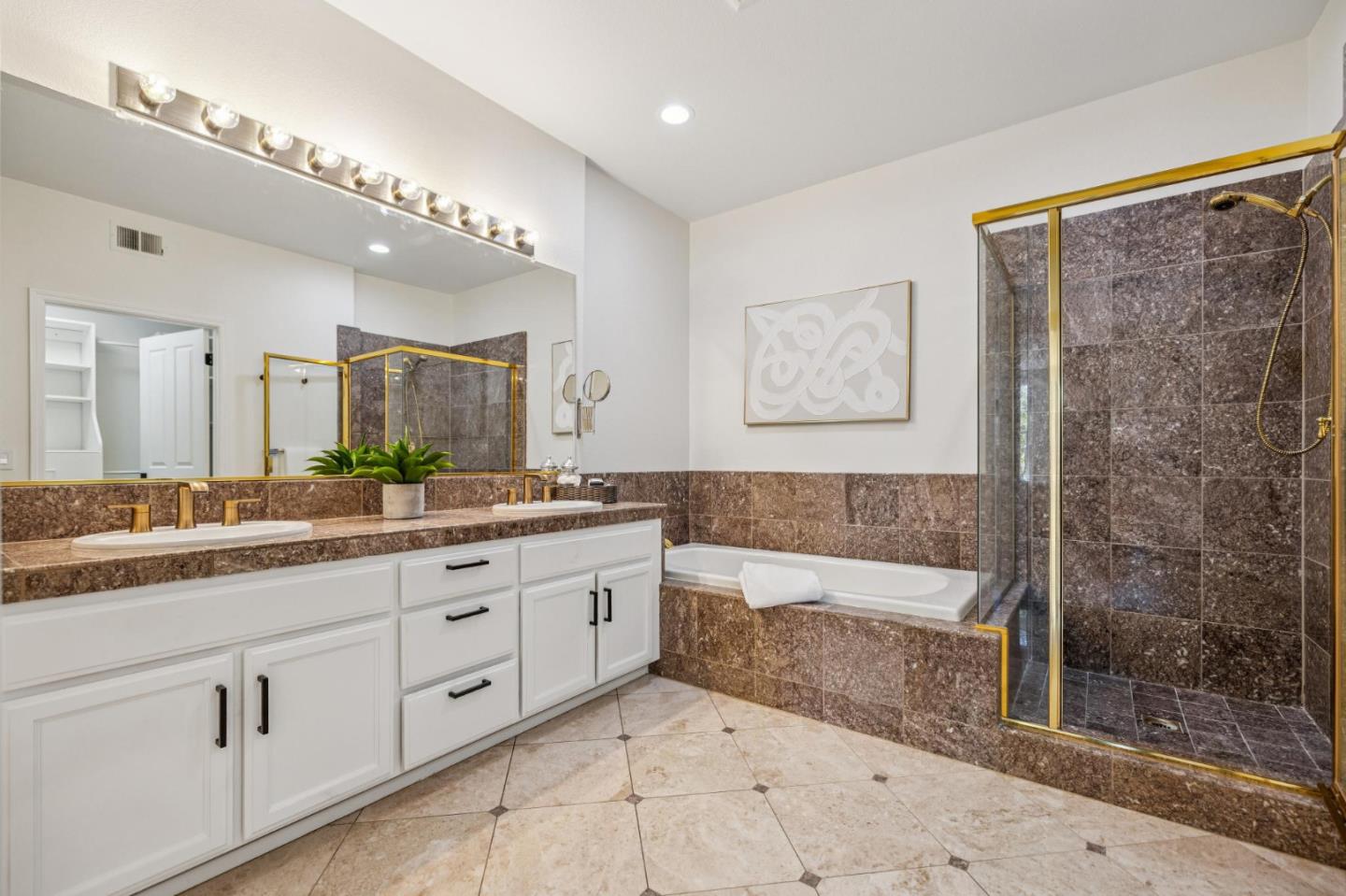 Detail Gallery Image 50 of 90 For 5365 Silver Knoll Ct, San Jose,  CA 95138 - 2 Beds | 2 Baths