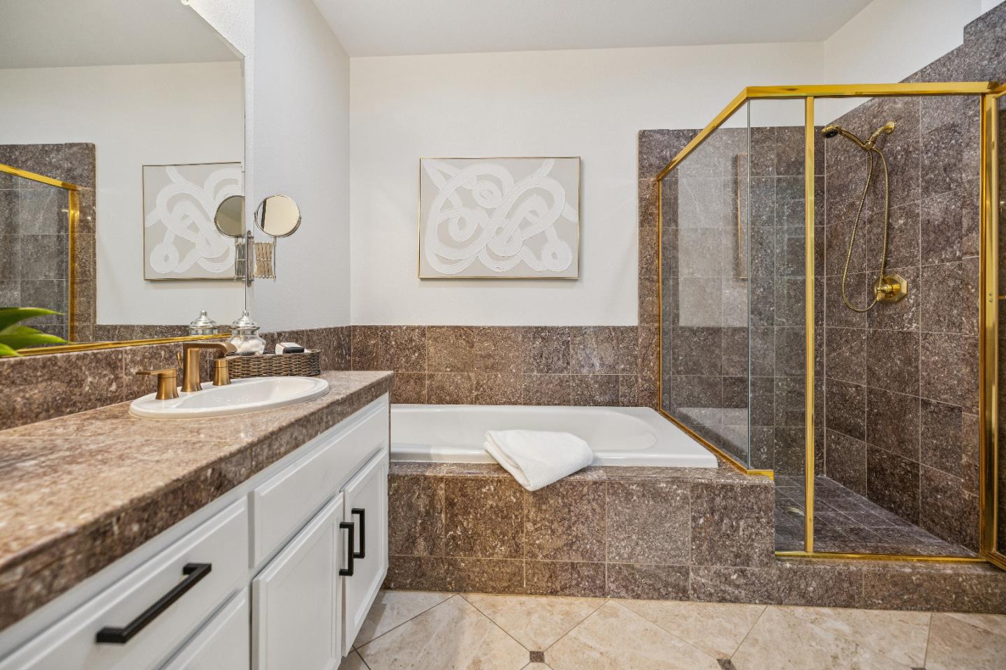 Detail Gallery Image 53 of 90 For 5365 Silver Knoll Ct, San Jose,  CA 95138 - 2 Beds | 2 Baths