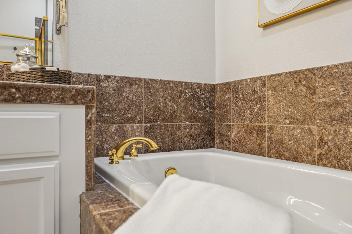 Detail Gallery Image 54 of 90 For 5365 Silver Knoll Ct, San Jose,  CA 95138 - 2 Beds | 2 Baths
