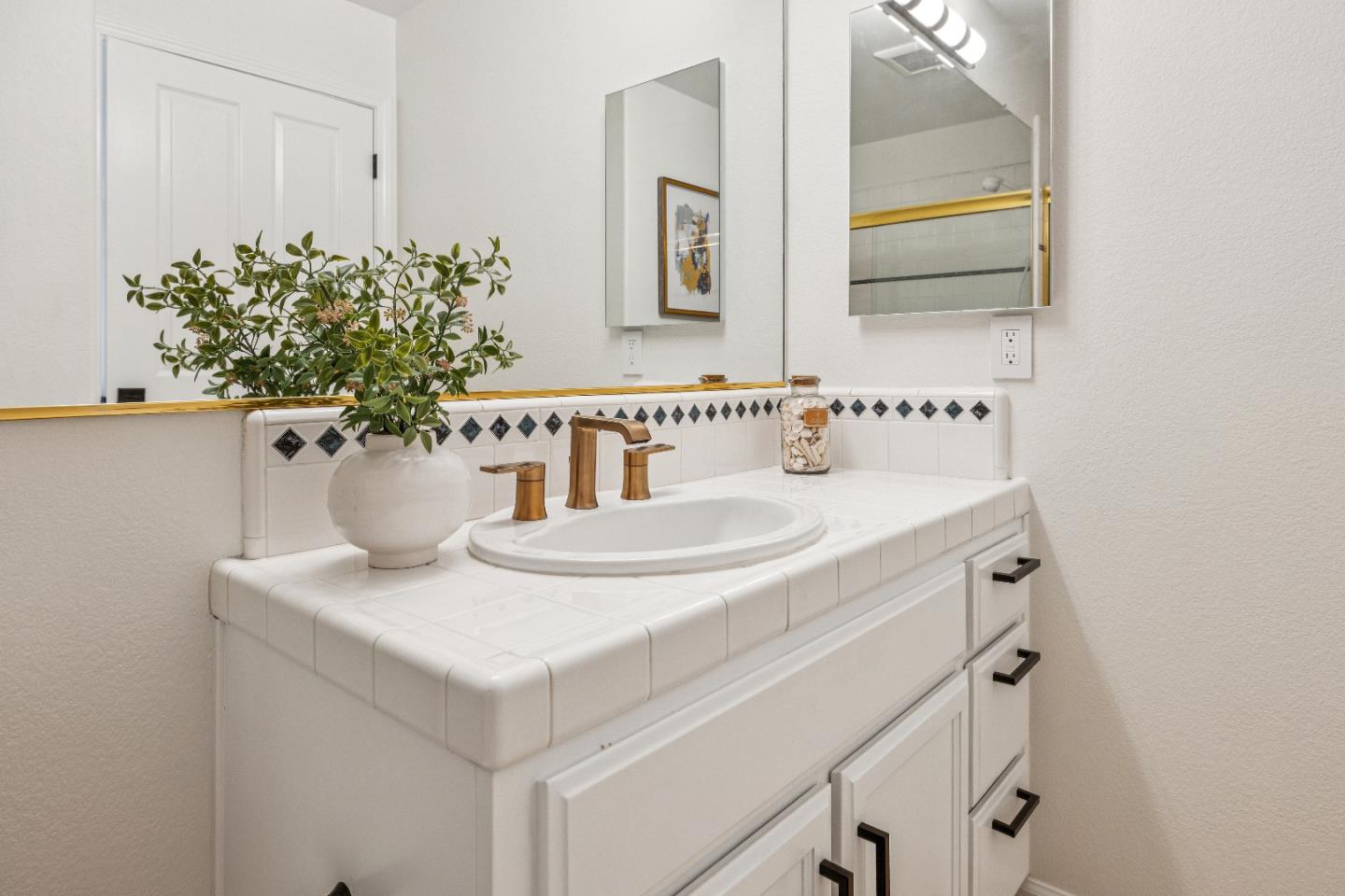 Detail Gallery Image 65 of 90 For 5365 Silver Knoll Ct, San Jose,  CA 95138 - 2 Beds | 2 Baths