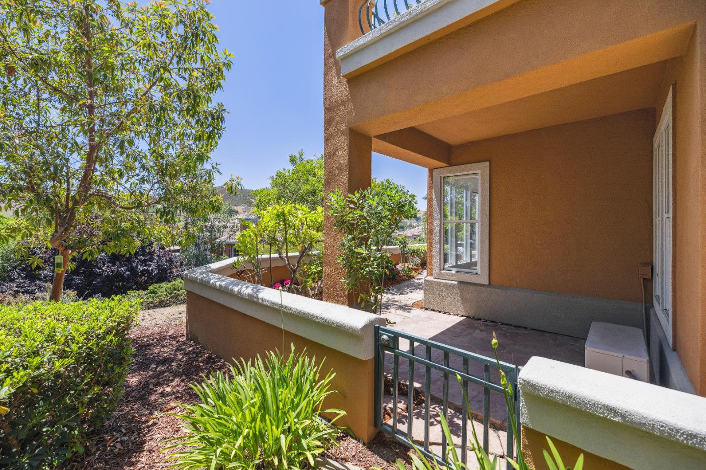 Detail Gallery Image 67 of 90 For 5365 Silver Knoll Ct, San Jose,  CA 95138 - 2 Beds | 2 Baths