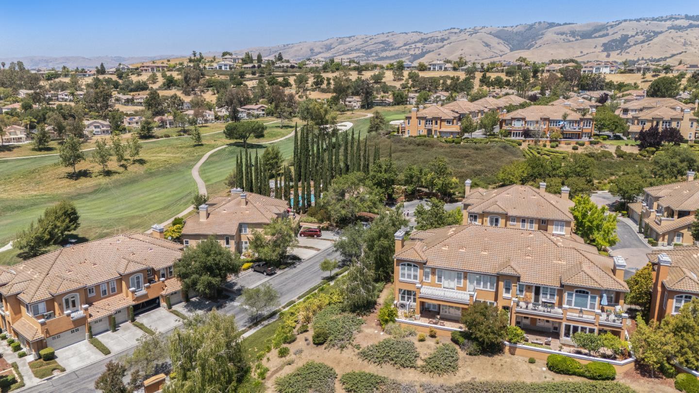 Detail Gallery Image 84 of 90 For 5365 Silver Knoll Ct, San Jose,  CA 95138 - 2 Beds | 2 Baths