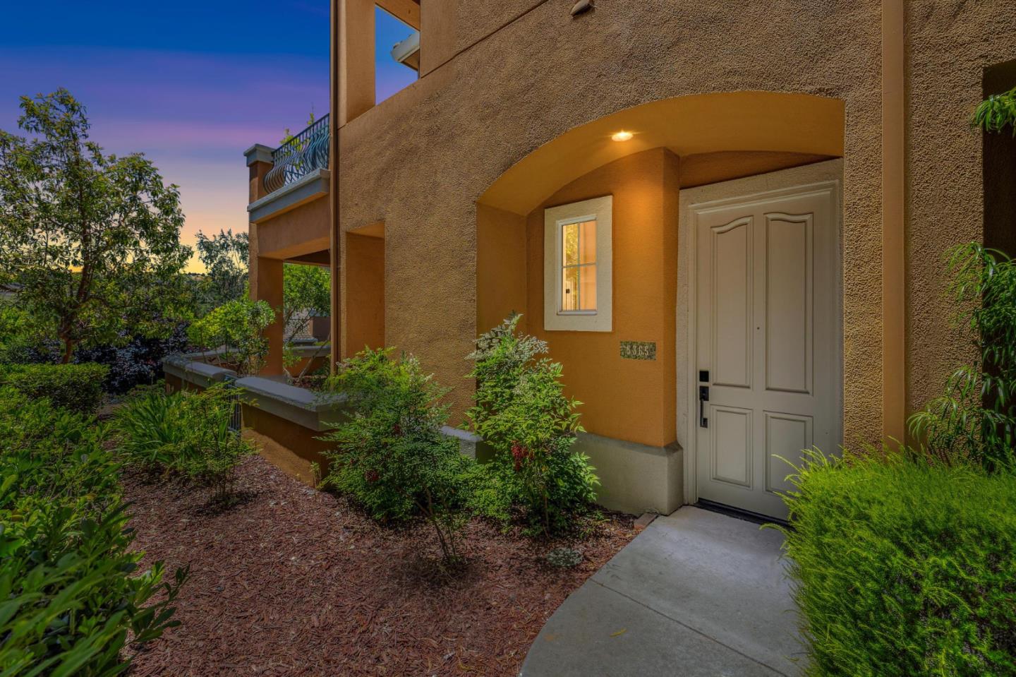 Detail Gallery Image 86 of 90 For 5365 Silver Knoll Ct, San Jose,  CA 95138 - 2 Beds | 2 Baths