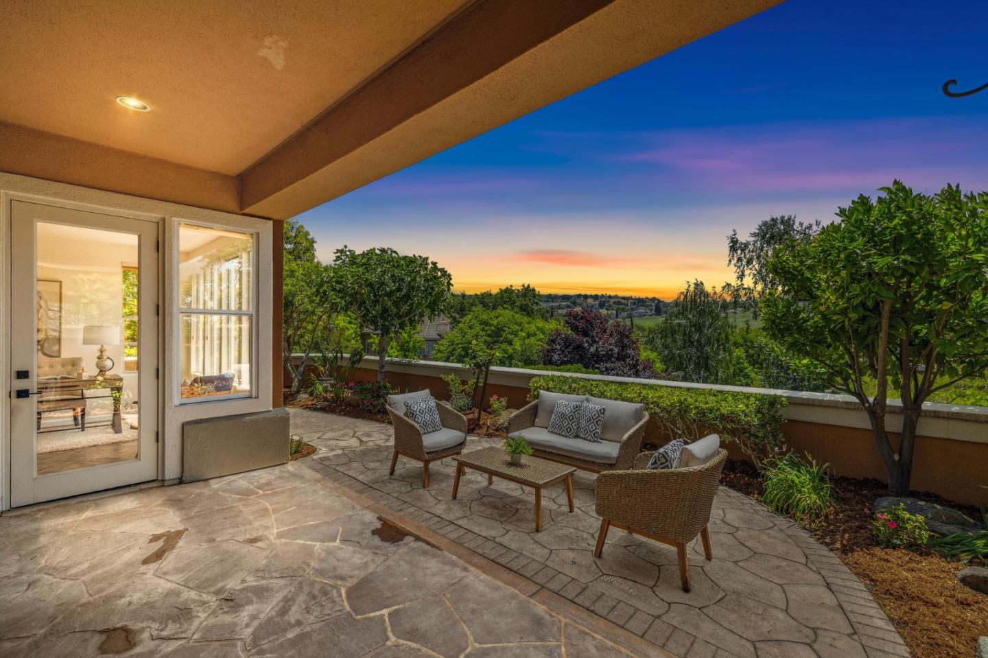 Detail Gallery Image 87 of 90 For 5365 Silver Knoll Ct, San Jose,  CA 95138 - 2 Beds | 2 Baths