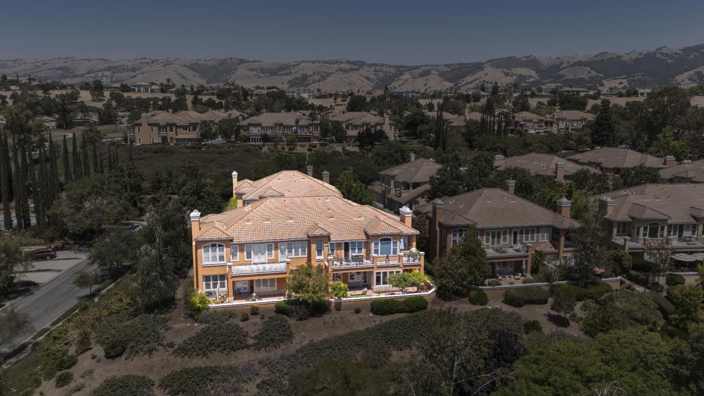 Detail Gallery Image 89 of 90 For 5365 Silver Knoll Ct, San Jose,  CA 95138 - 2 Beds | 2 Baths