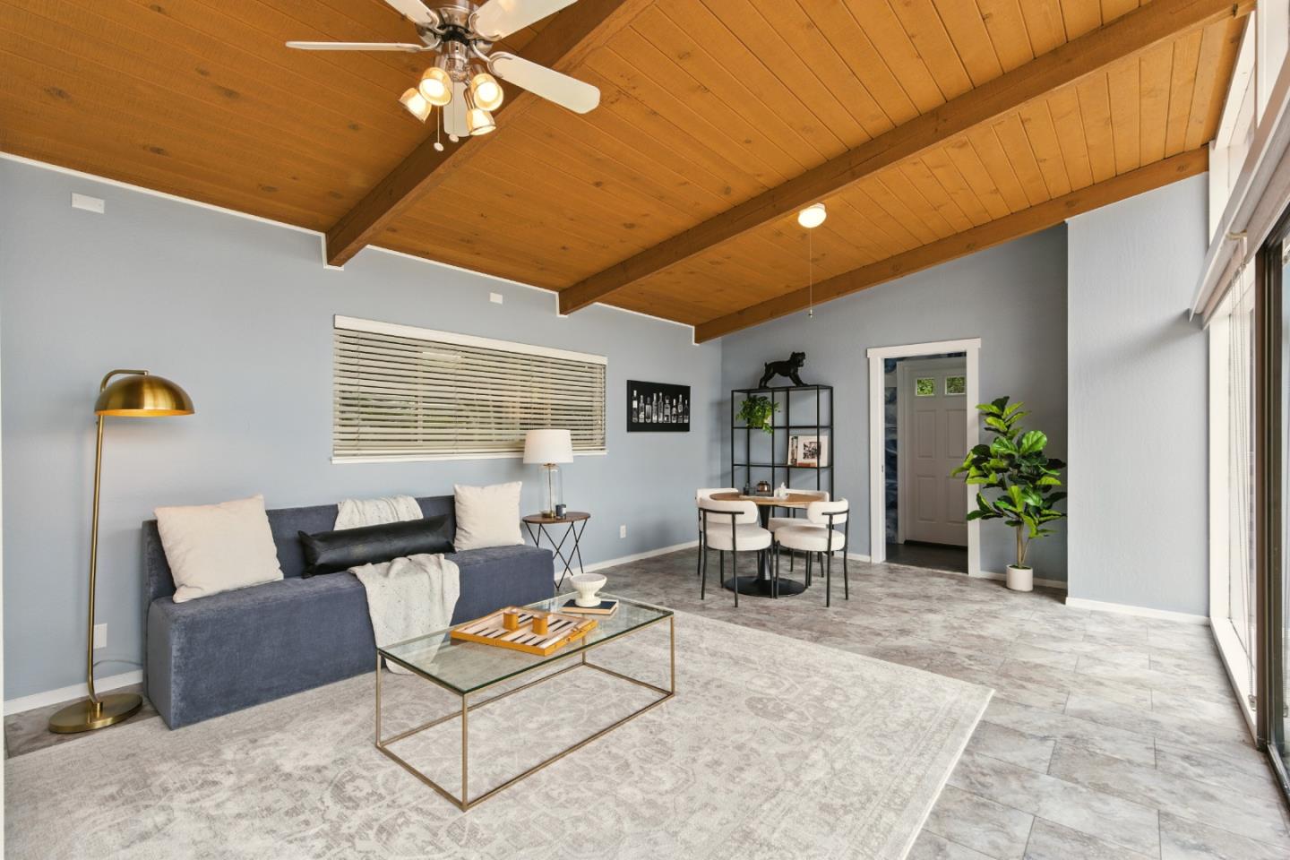Detail Gallery Image 26 of 43 For 18009 Laird Ct, Castro Valley,  CA 94546 - 3 Beds | 3 Baths