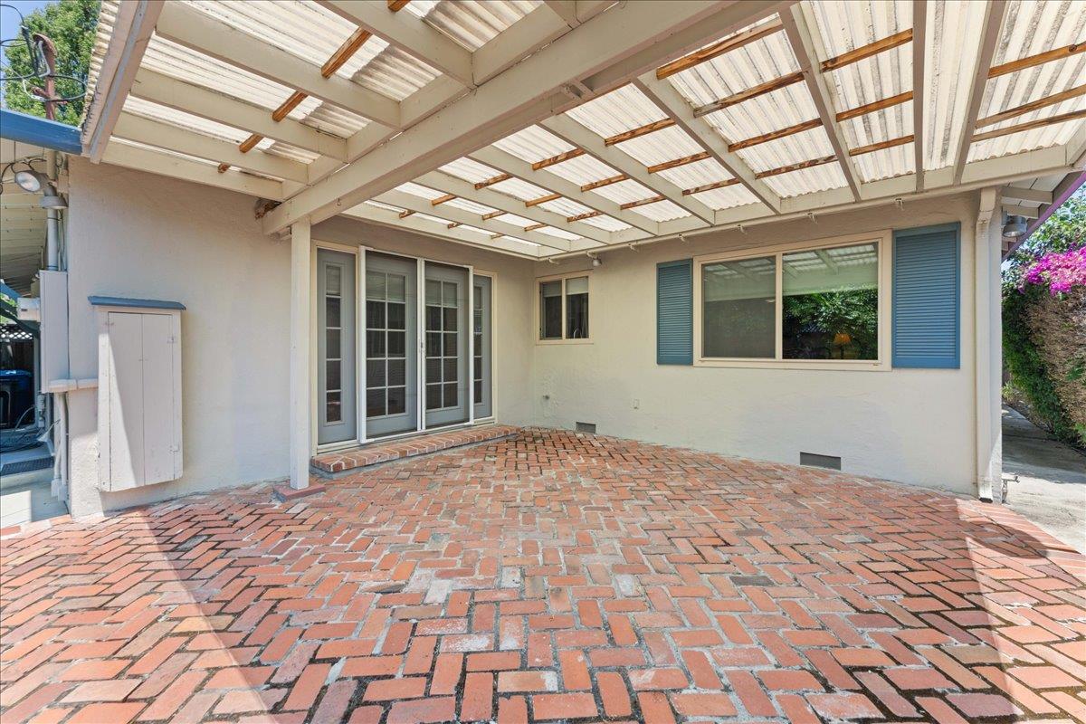Detail Gallery Image 27 of 28 For 1300 Patio Dr, Campbell,  CA 95008 - 3 Beds | 2/1 Baths