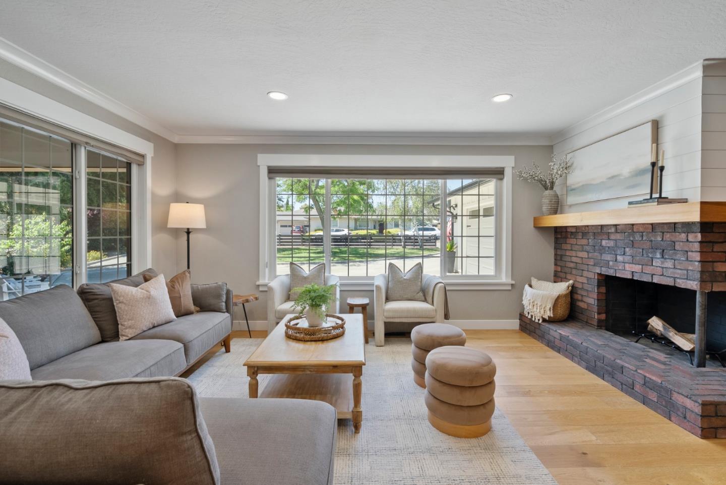 Detail Gallery Image 12 of 72 For 105 Rays Cir, Hollister,  CA 95023 - 4 Beds | 2/1 Baths