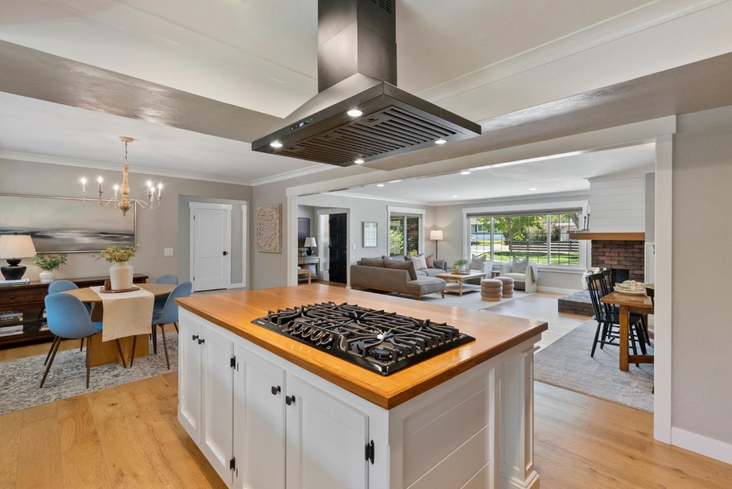 Detail Gallery Image 20 of 72 For 105 Rays Cir, Hollister,  CA 95023 - 4 Beds | 2/1 Baths