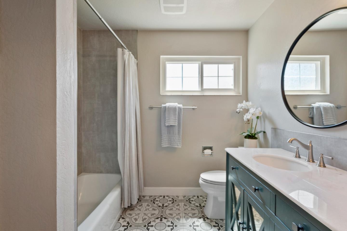 Detail Gallery Image 39 of 72 For 105 Rays Cir, Hollister,  CA 95023 - 4 Beds | 2/1 Baths