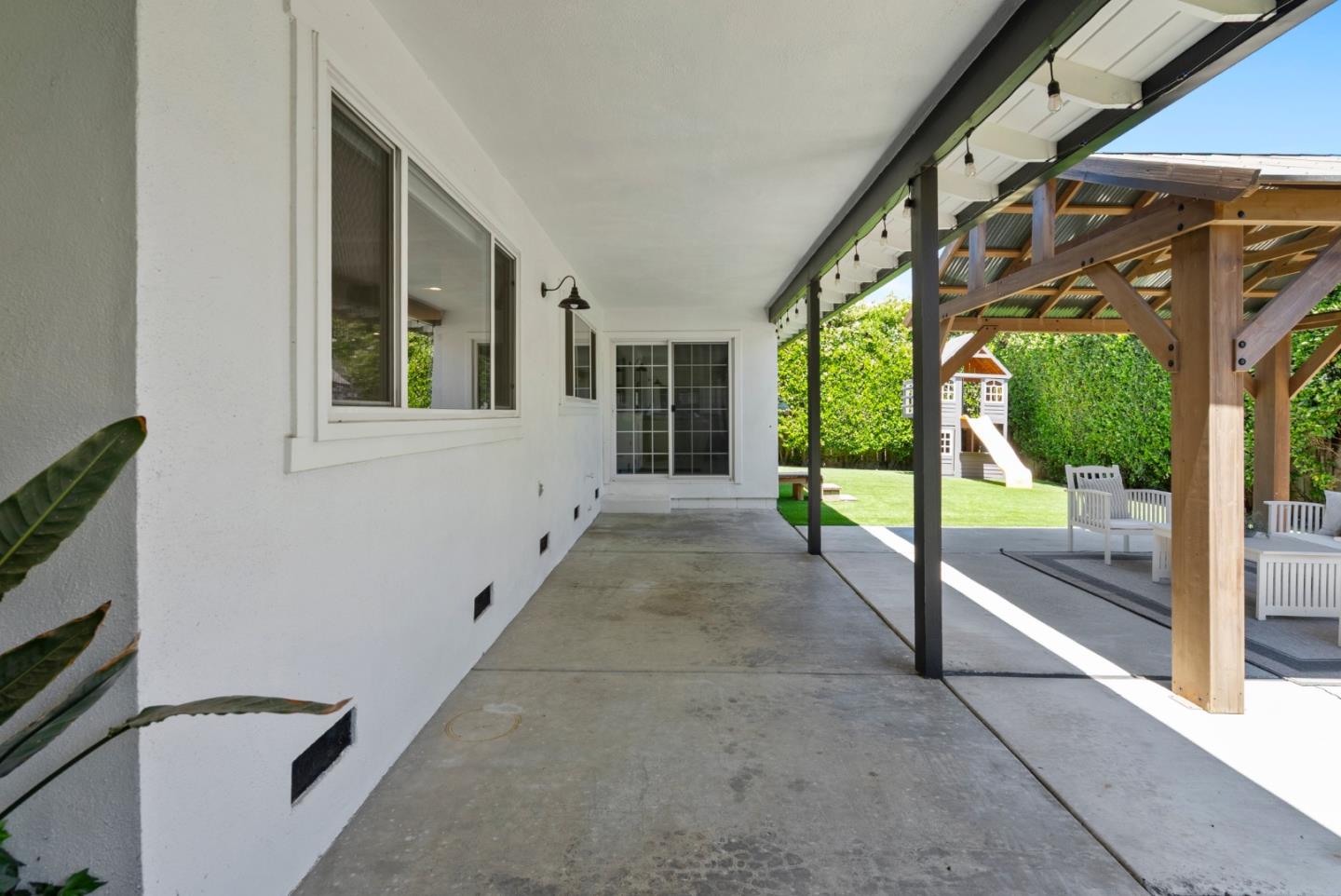 Detail Gallery Image 49 of 72 For 105 Rays Cir, Hollister,  CA 95023 - 4 Beds | 2/1 Baths