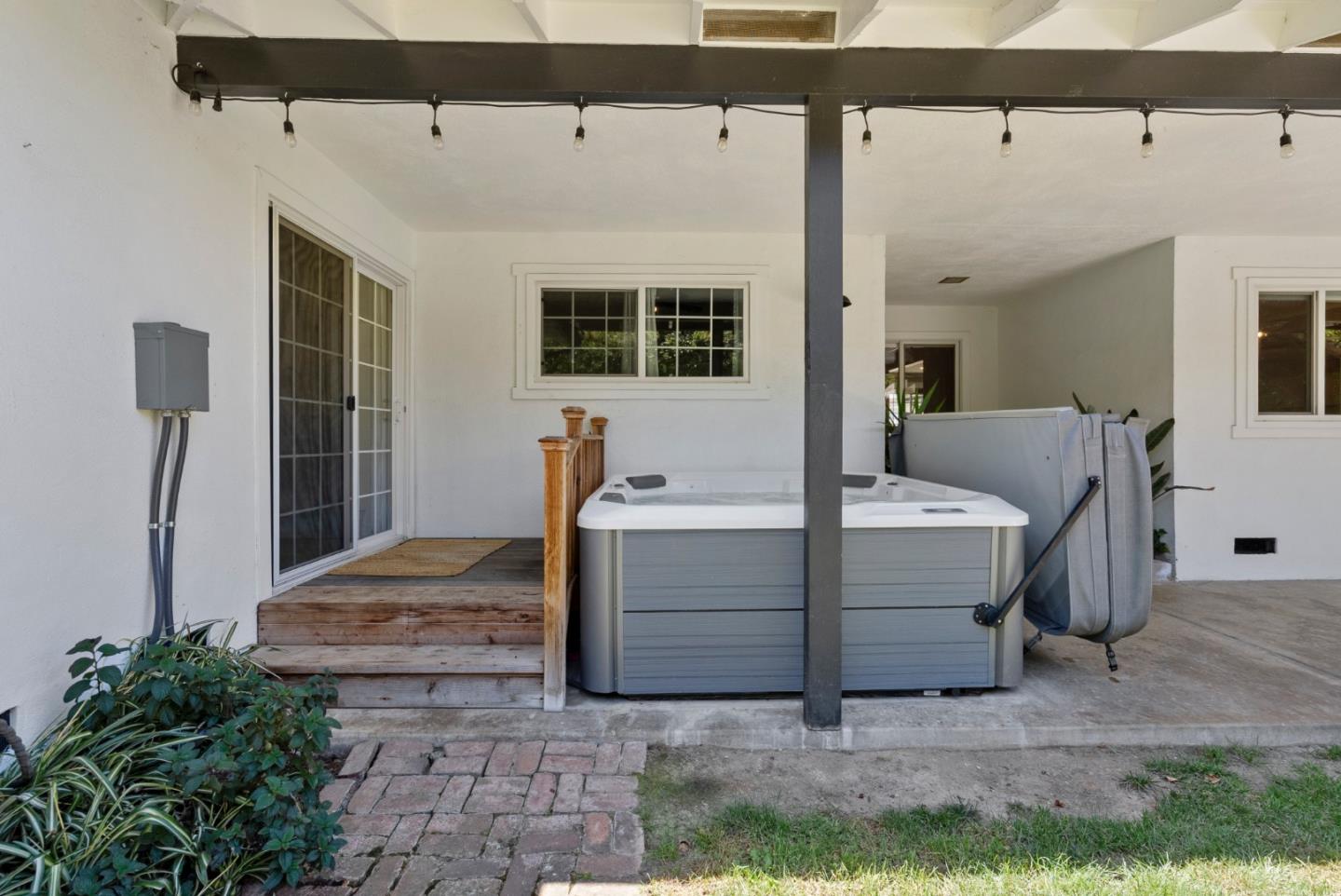 Detail Gallery Image 51 of 72 For 105 Rays Cir, Hollister,  CA 95023 - 4 Beds | 2/1 Baths