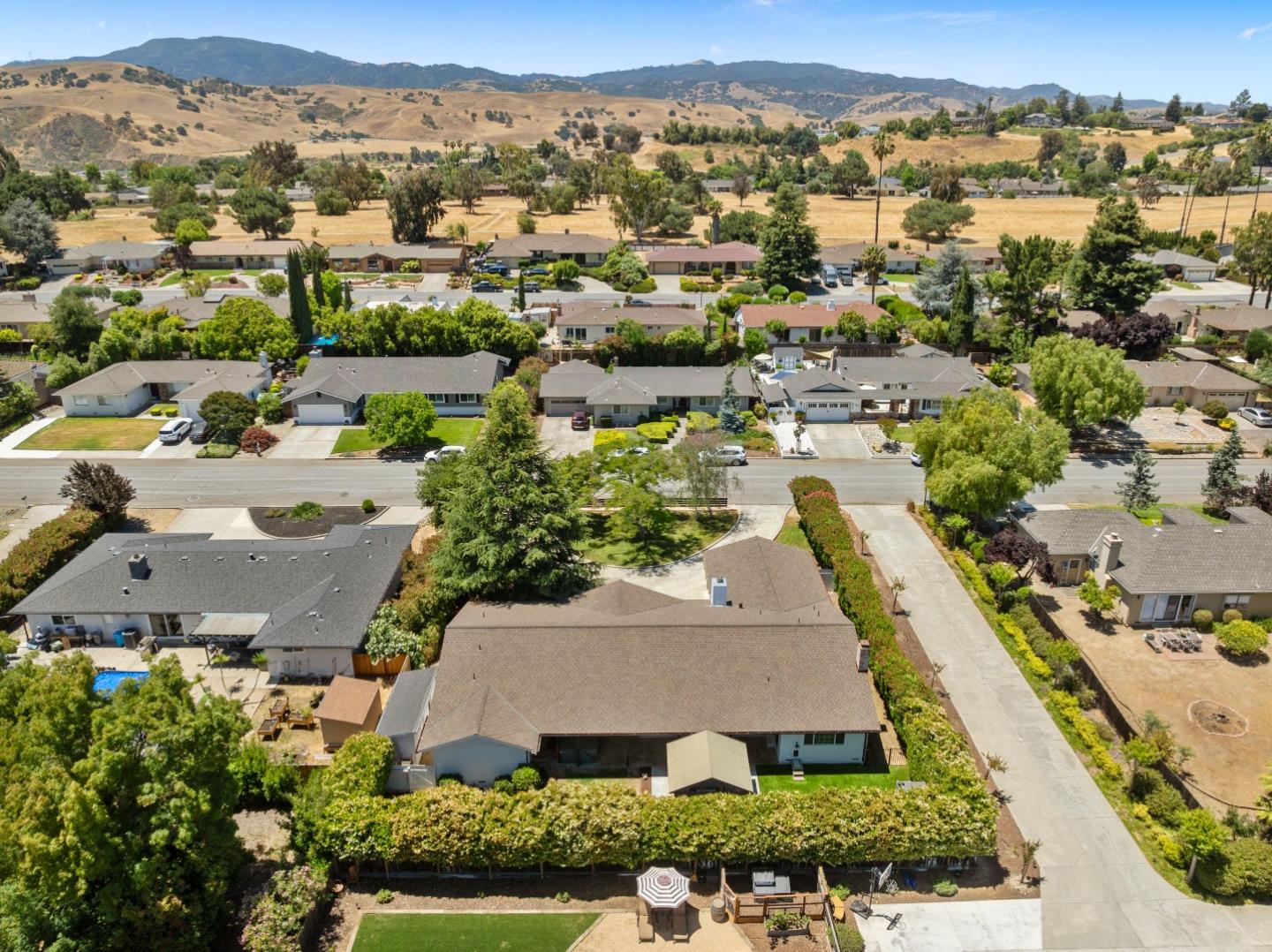 Detail Gallery Image 71 of 72 For 105 Rays Cir, Hollister,  CA 95023 - 4 Beds | 2/1 Baths