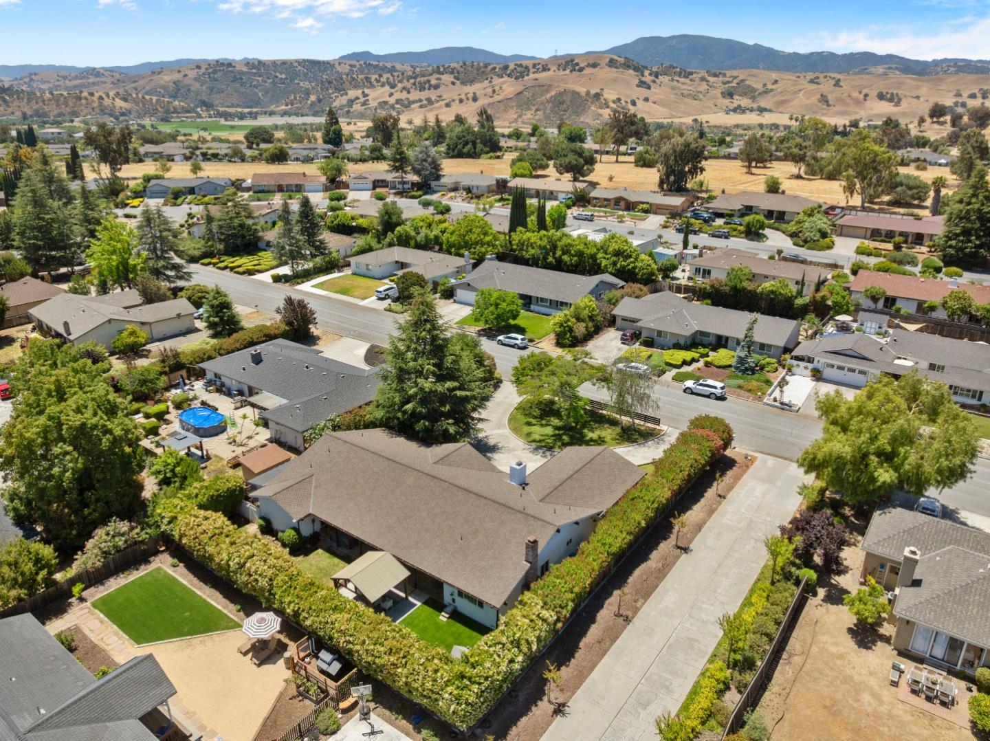 Detail Gallery Image 72 of 72 For 105 Rays Cir, Hollister,  CA 95023 - 4 Beds | 2/1 Baths