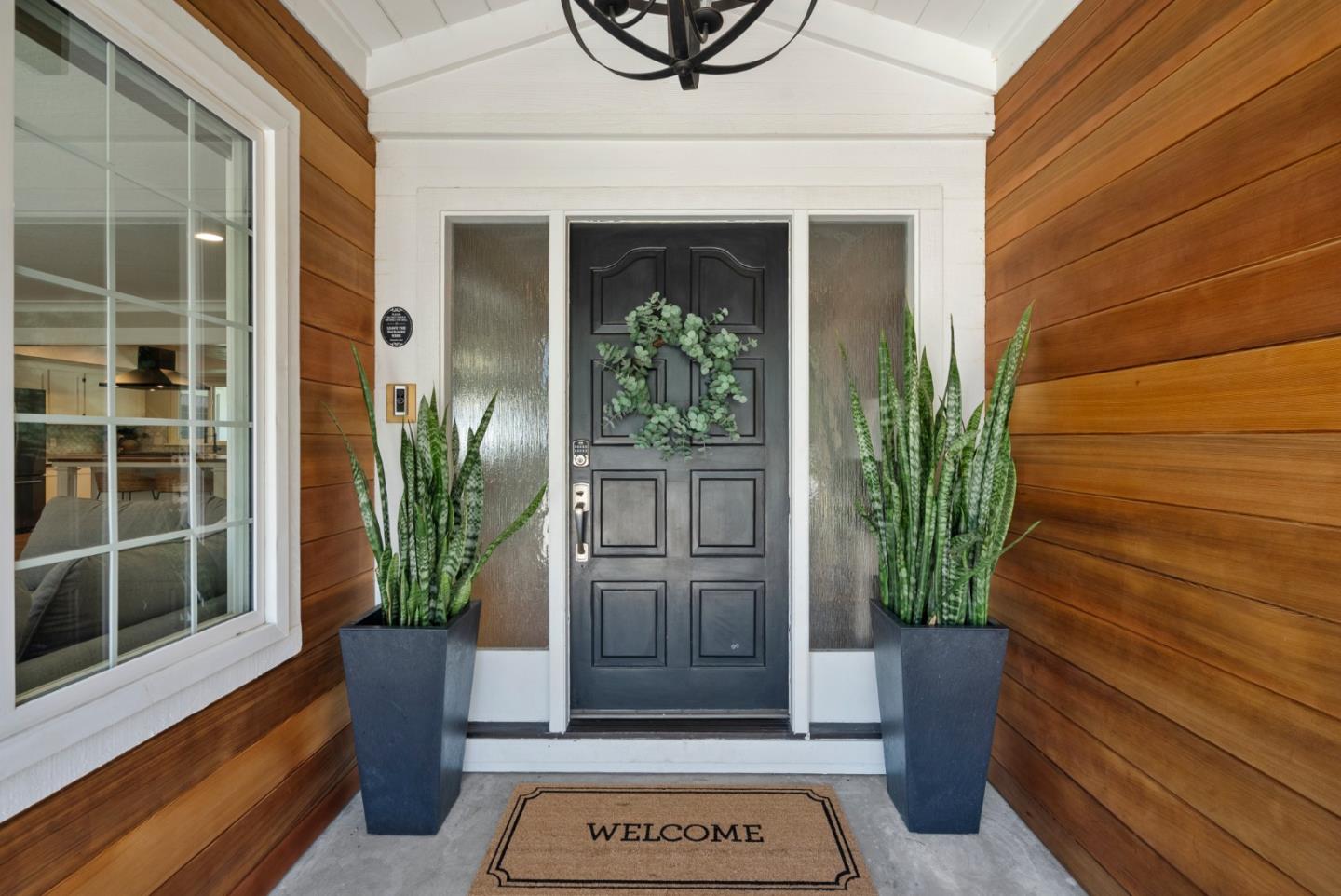Detail Gallery Image 9 of 72 For 105 Rays Cir, Hollister,  CA 95023 - 4 Beds | 2/1 Baths