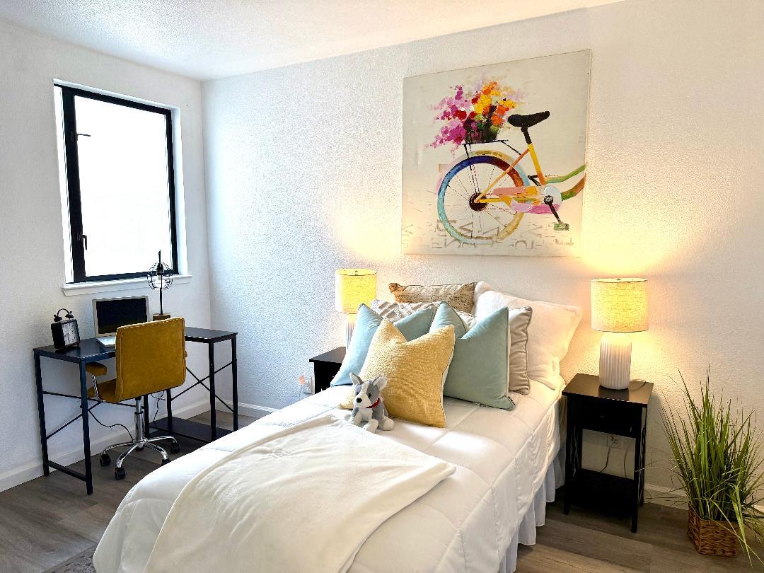 Detail Gallery Image 20 of 30 For 900 Hillside Blvd, Daly City,  CA 94014 - 4 Beds | 3 Baths