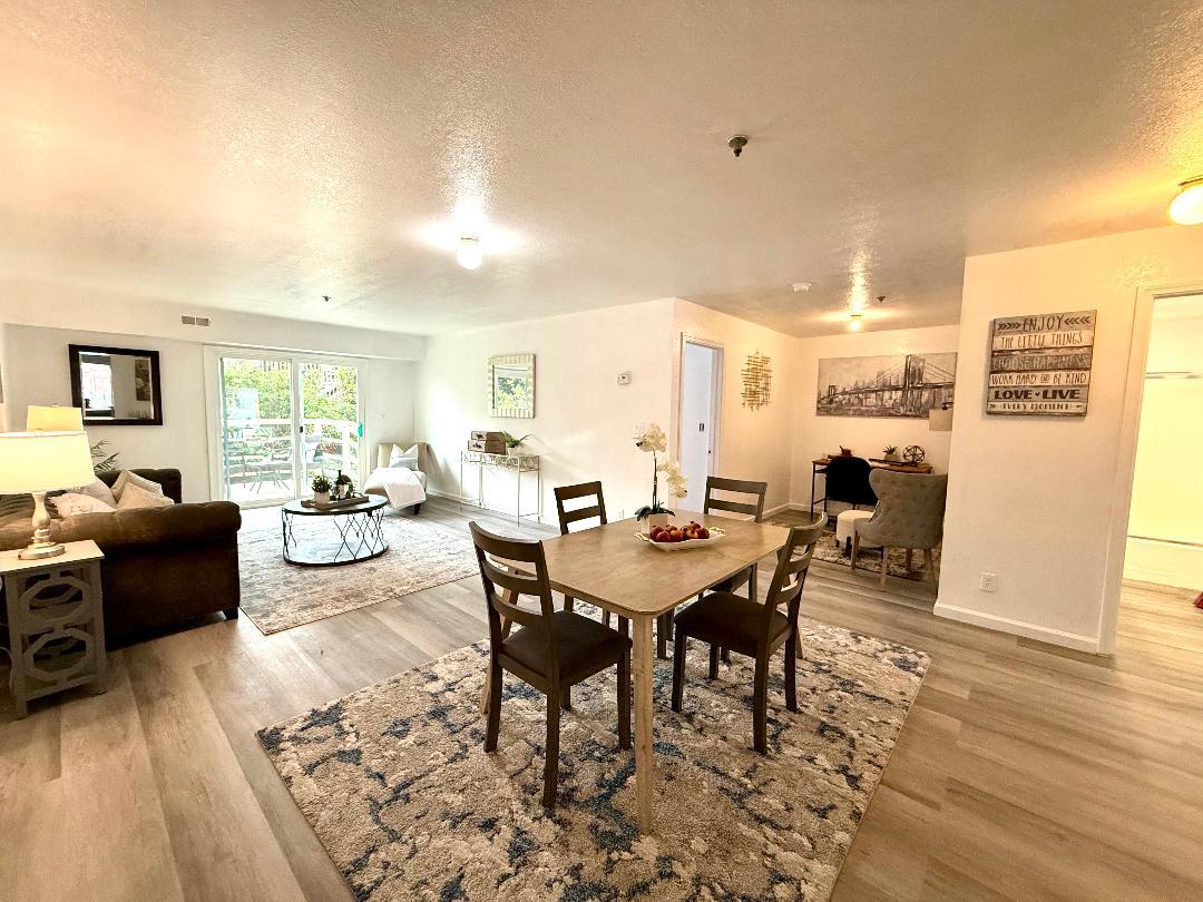 Detail Gallery Image 22 of 30 For 900 Hillside Blvd, Daly City,  CA 94014 - 4 Beds | 3 Baths