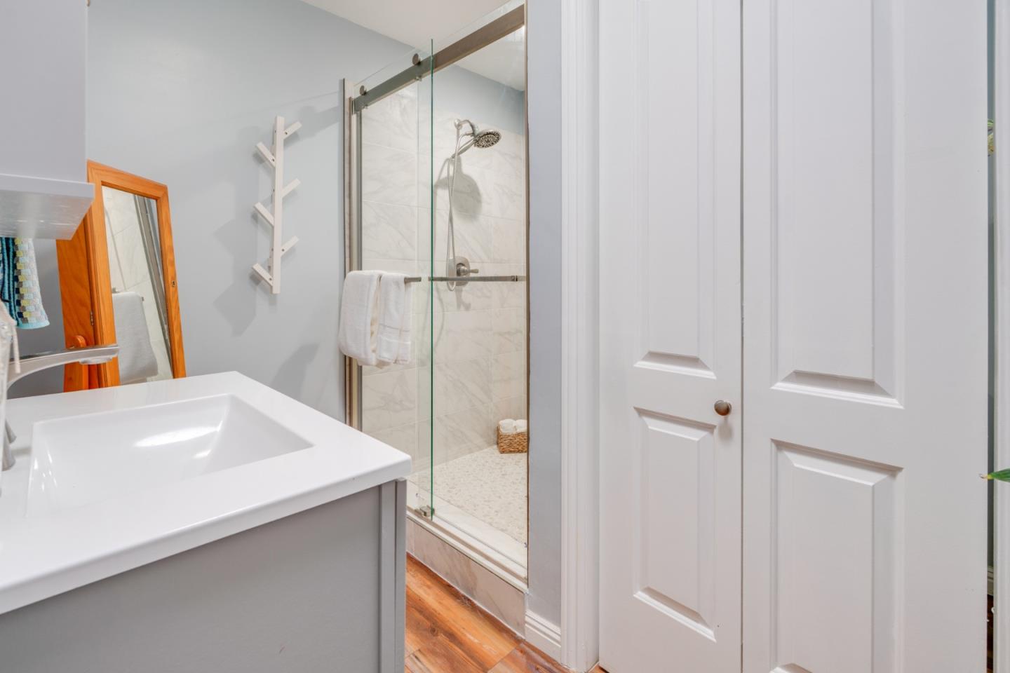 Detail Gallery Image 12 of 25 For 293 Florida Ave, San Bruno,  CA 94066 - 2 Beds | 1 Baths