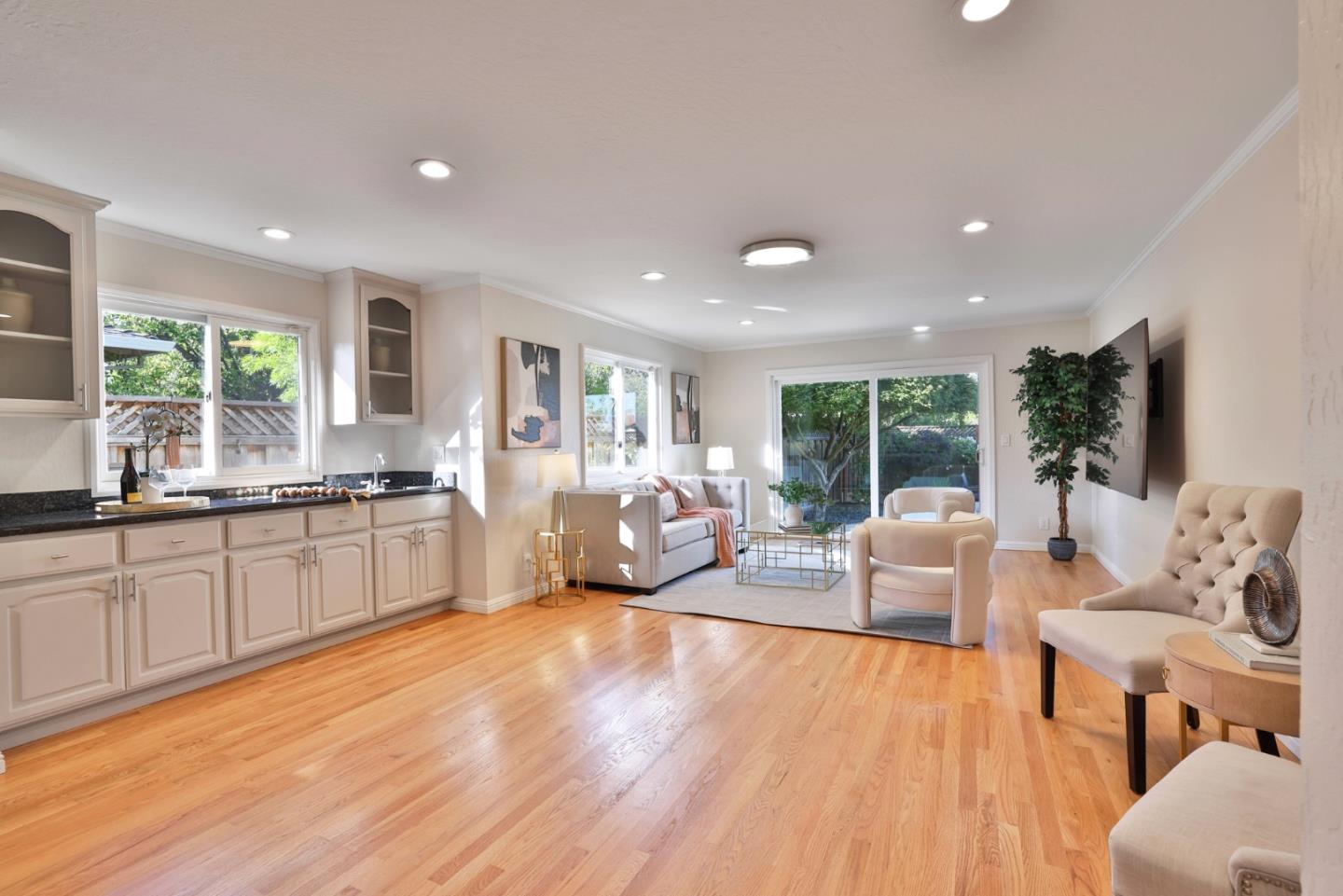 Detail Gallery Image 11 of 32 For 4346 Jan Way, San Jose,  CA 95124 - 3 Beds | 2 Baths