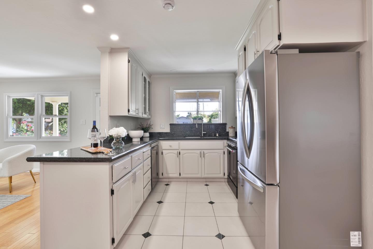 Detail Gallery Image 8 of 32 For 4346 Jan Way, San Jose,  CA 95124 - 3 Beds | 2 Baths