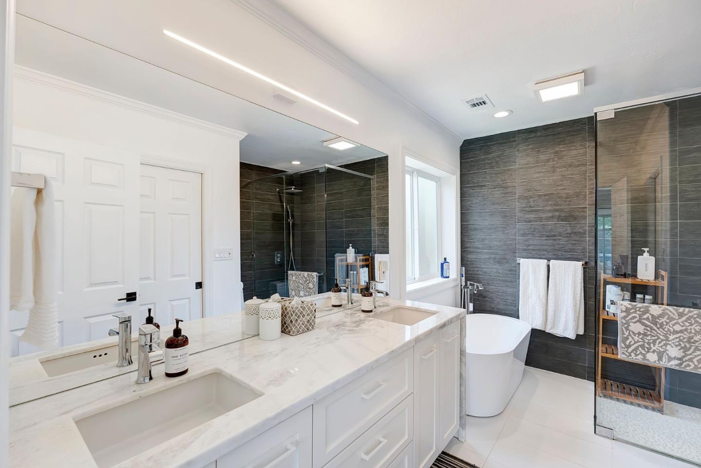 Detail Gallery Image 21 of 50 For 1132 Husted Ave, San Jose,  CA 95125 - 4 Beds | 3 Baths