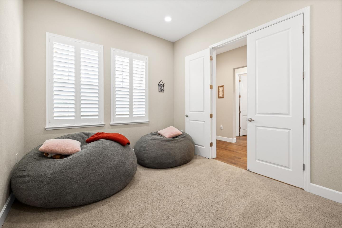 Detail Gallery Image 15 of 36 For 36 Freeport Ct, Discovery Bay,  CA 94505 - 4 Beds | 3/1 Baths