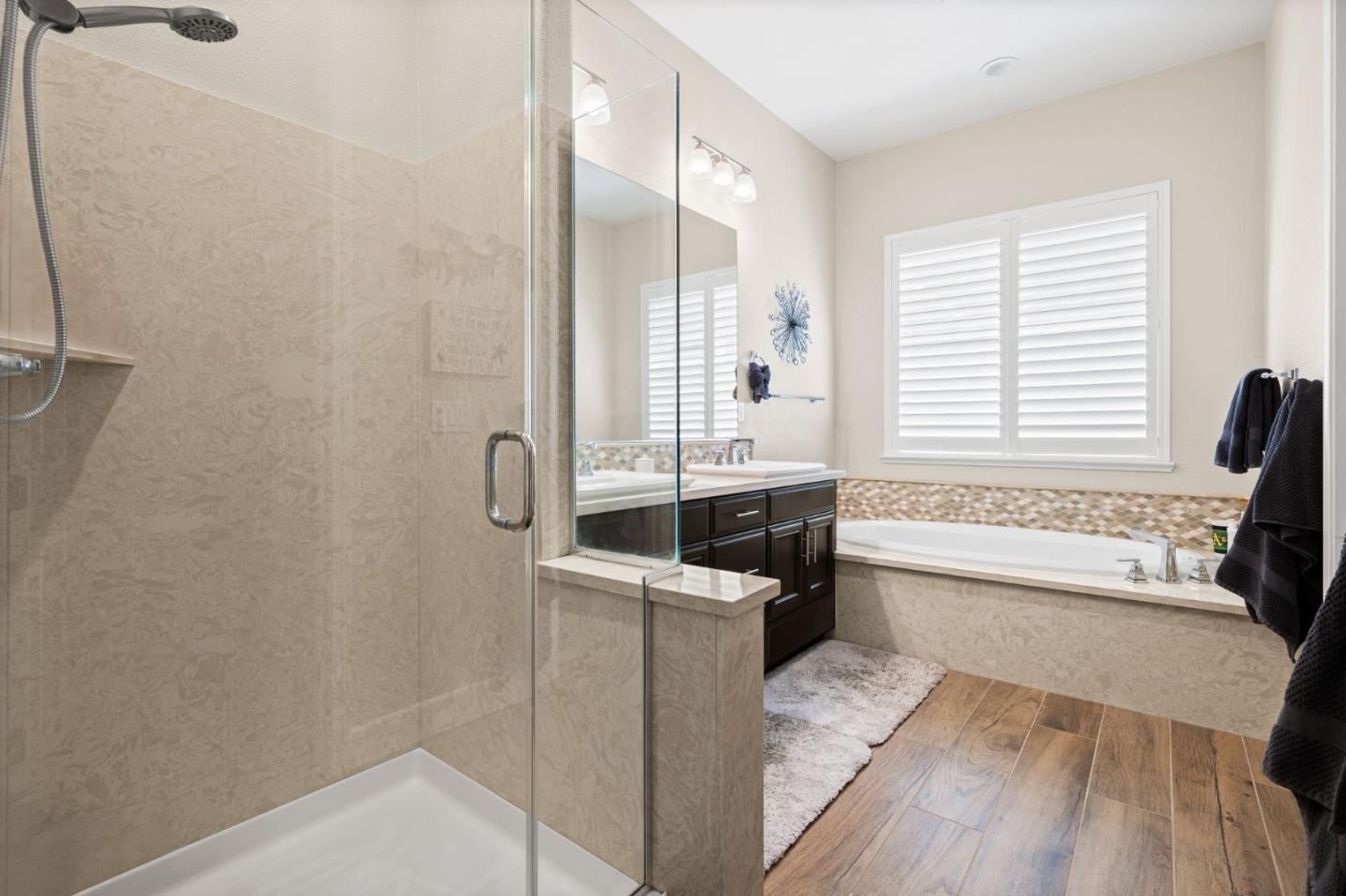 Detail Gallery Image 18 of 36 For 36 Freeport Ct, Discovery Bay,  CA 94505 - 4 Beds | 3/1 Baths