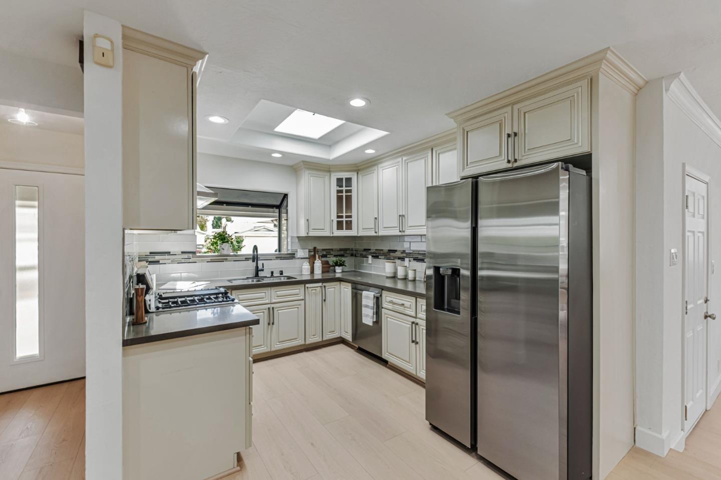 Detail Gallery Image 14 of 45 For 4805 Michelle Way, Union City,  CA 94587 - 4 Beds | 3 Baths
