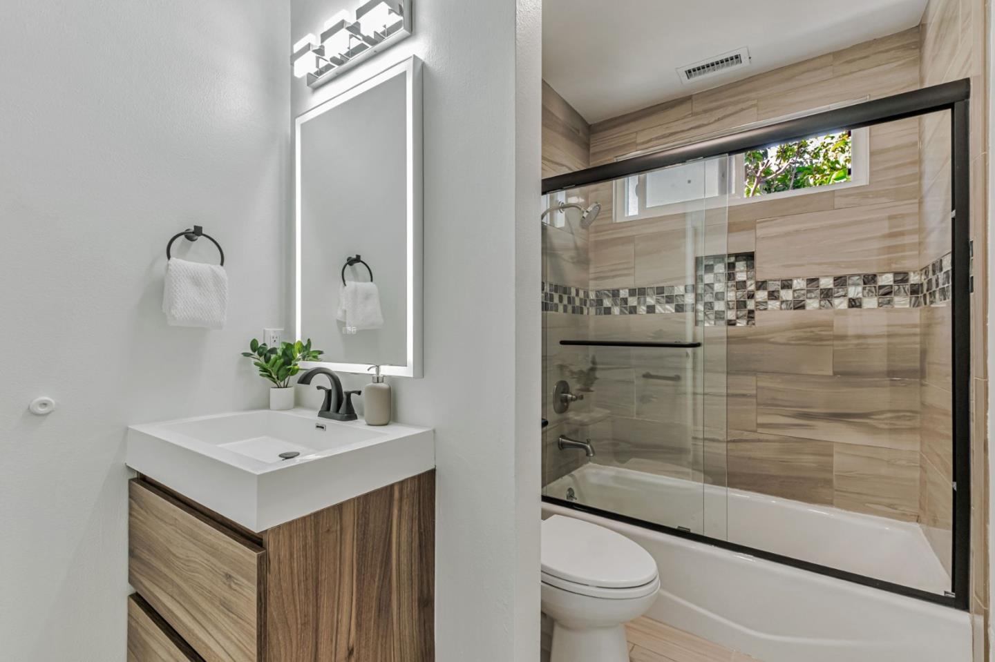 Detail Gallery Image 23 of 45 For 4805 Michelle Way, Union City,  CA 94587 - 4 Beds | 3 Baths