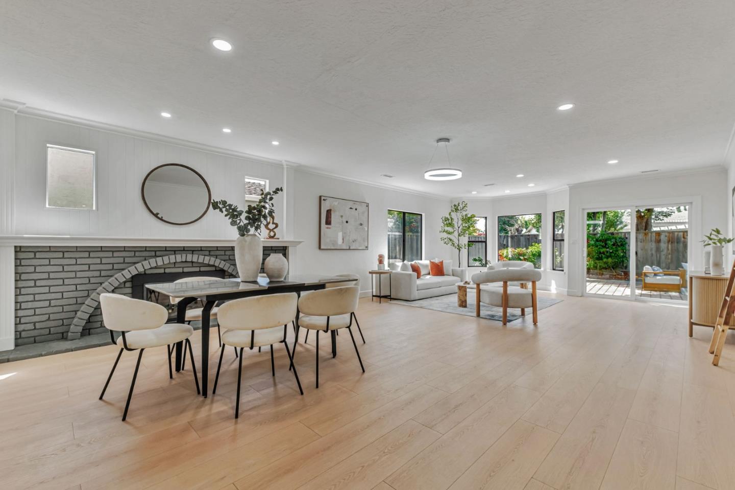Detail Gallery Image 9 of 45 For 4805 Michelle Way, Union City,  CA 94587 - 4 Beds | 3 Baths