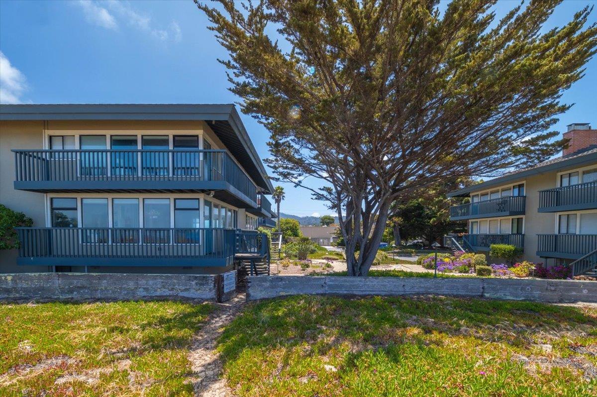Detail Gallery Image 43 of 57 For 36 La Playa St, Monterey,  CA 93940 - 2 Beds | 2/1 Baths