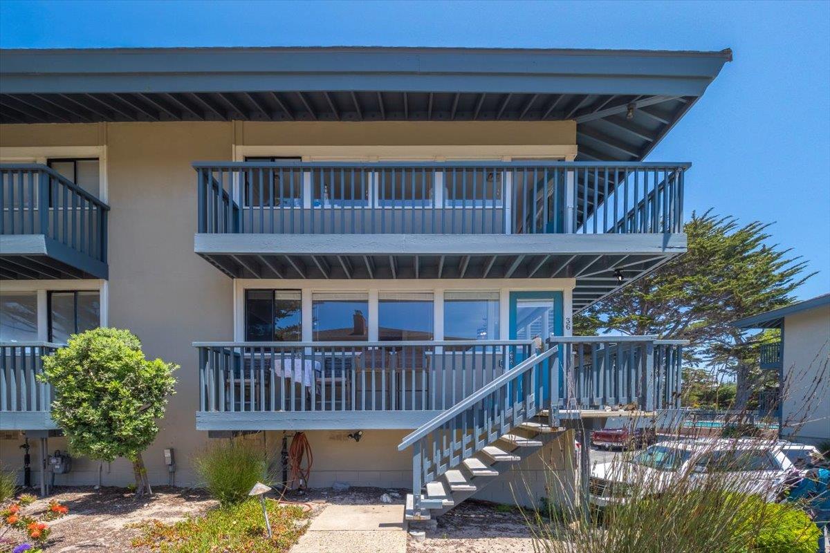 Detail Gallery Image 5 of 57 For 36 La Playa St, Monterey,  CA 93940 - 2 Beds | 2/1 Baths