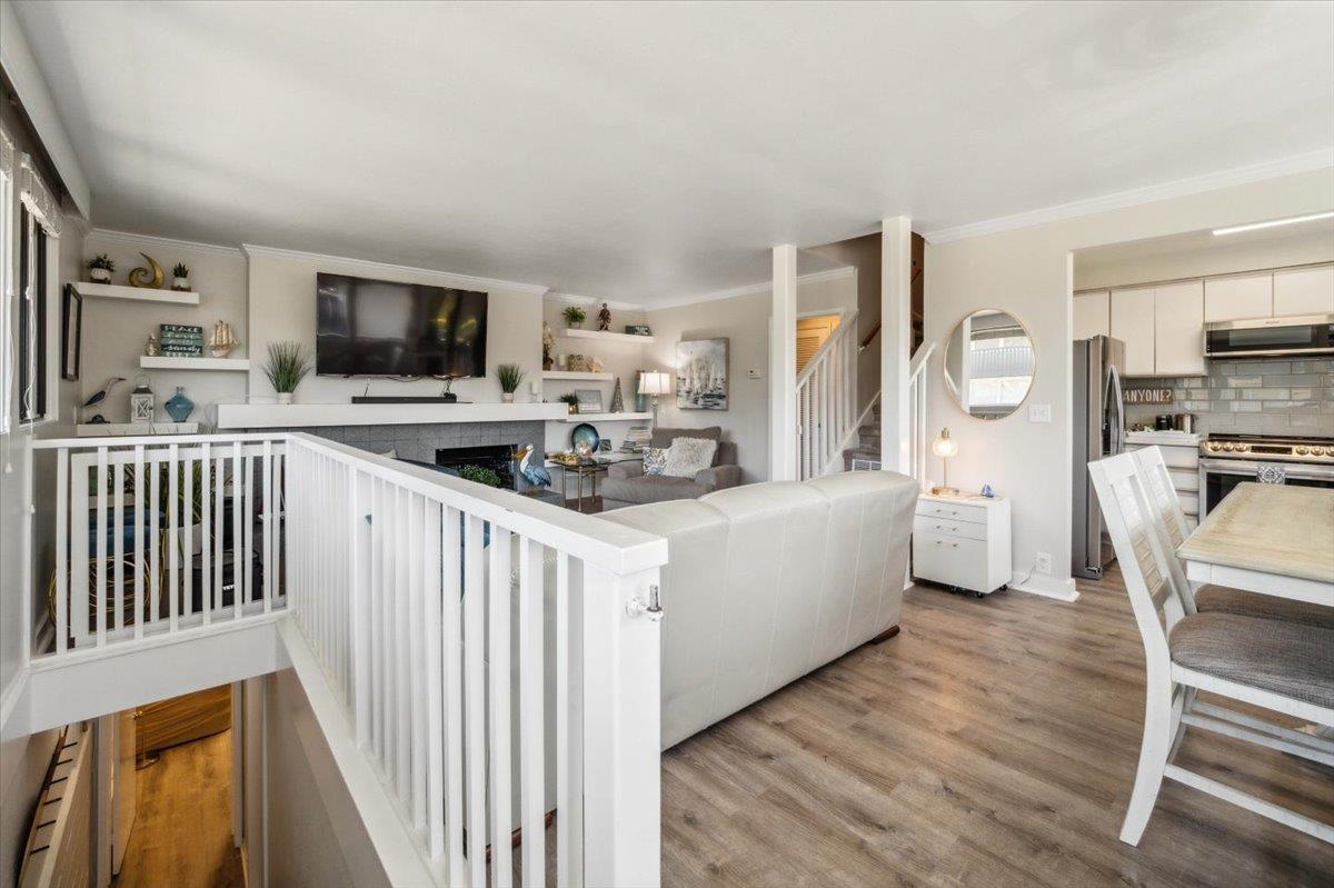 Detail Gallery Image 9 of 57 For 36 La Playa St, Monterey,  CA 93940 - 2 Beds | 2/1 Baths