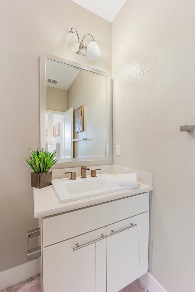 Detail Gallery Image 24 of 82 For 5956 Charlotte Dr, San Jose,  CA 95123 - 3 Beds | 3/1 Baths