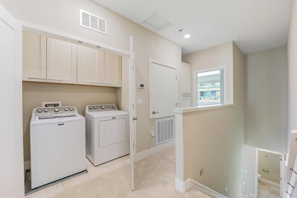 Detail Gallery Image 30 of 82 For 5956 Charlotte Dr, San Jose,  CA 95123 - 3 Beds | 3/1 Baths
