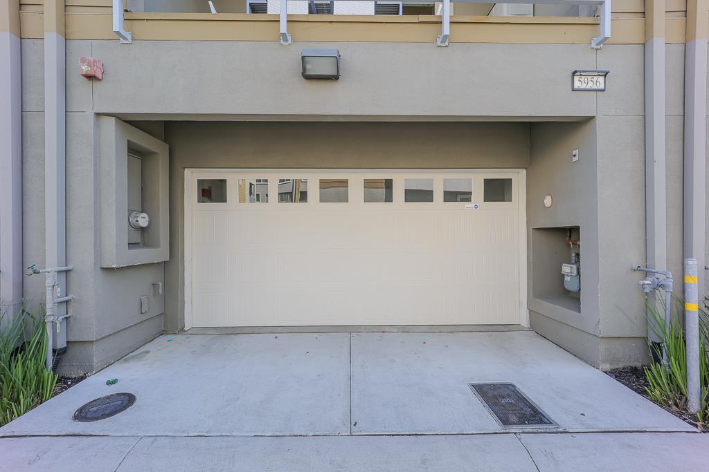 Detail Gallery Image 48 of 82 For 5956 Charlotte Dr, San Jose,  CA 95123 - 3 Beds | 3/1 Baths