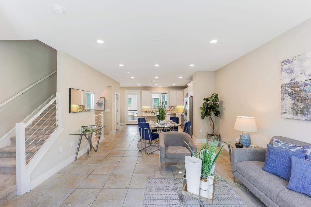 Detail Gallery Image 9 of 82 For 5956 Charlotte Dr, San Jose,  CA 95123 - 3 Beds | 3/1 Baths
