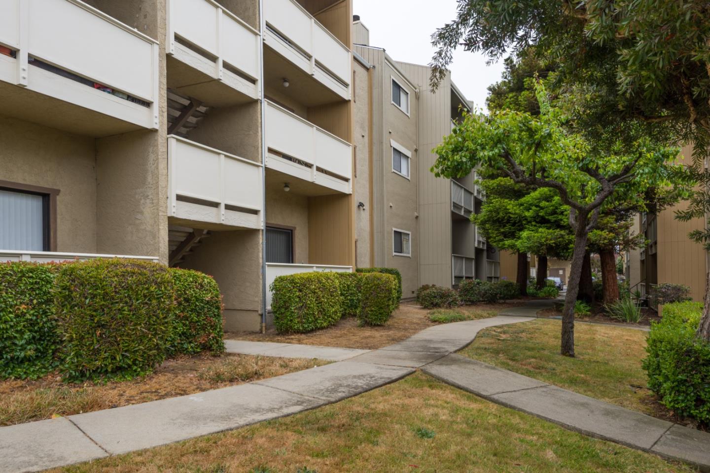 Detail Gallery Image 12 of 15 For 822 Marcie Cir, South San Francisco,  CA 94080 - 1 Beds | 1 Baths