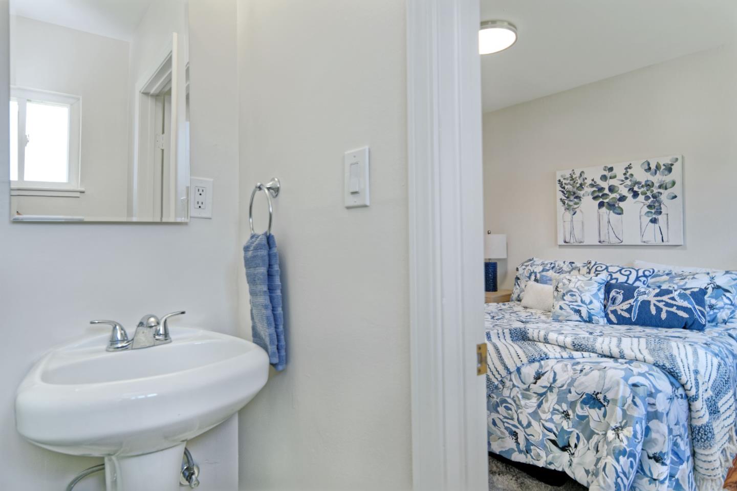 Detail Gallery Image 18 of 28 For 1432 Sprucewood Dr, San Jose,  CA 95118 - 3 Beds | 2 Baths
