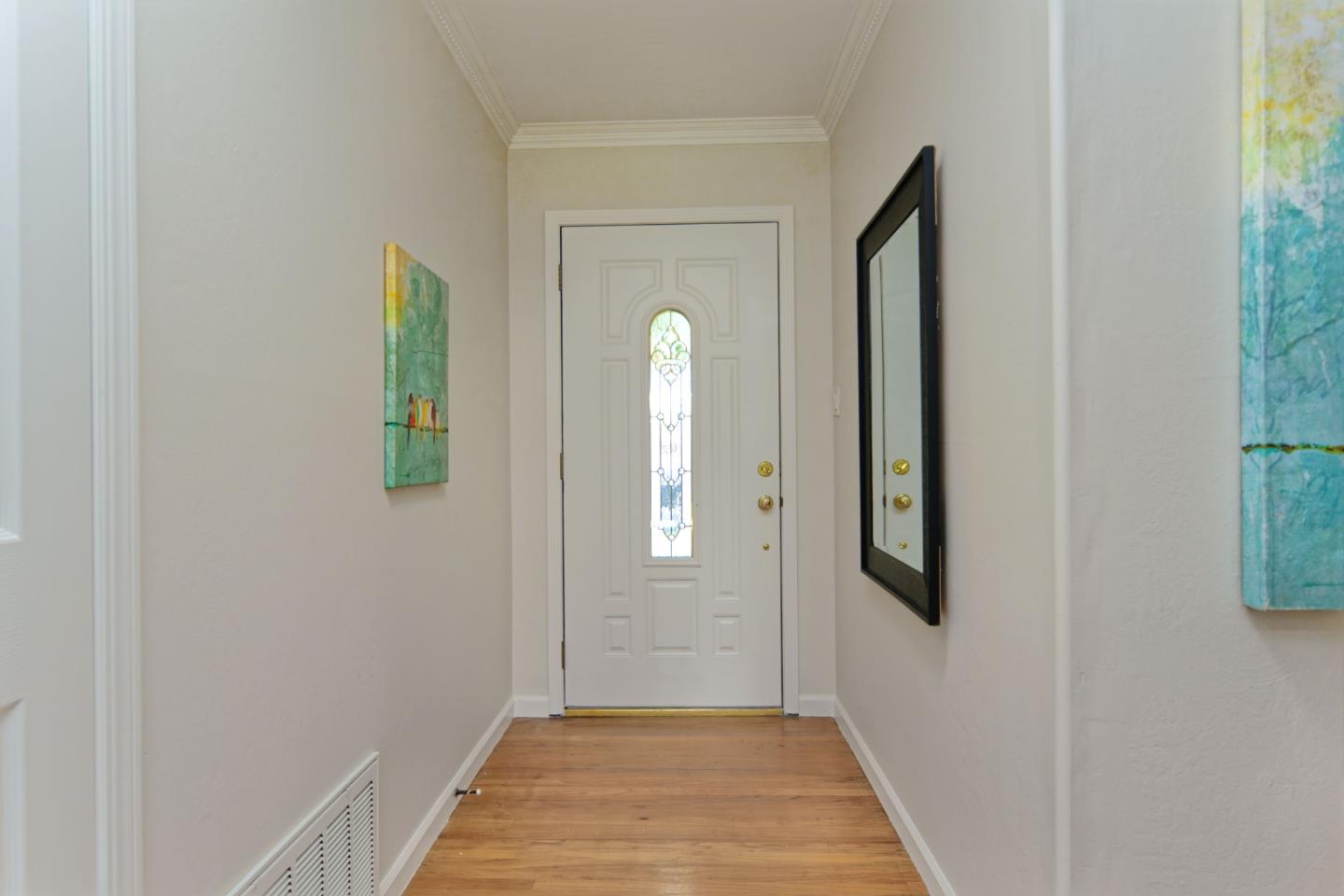Detail Gallery Image 4 of 28 For 1432 Sprucewood Dr, San Jose,  CA 95118 - 3 Beds | 2 Baths