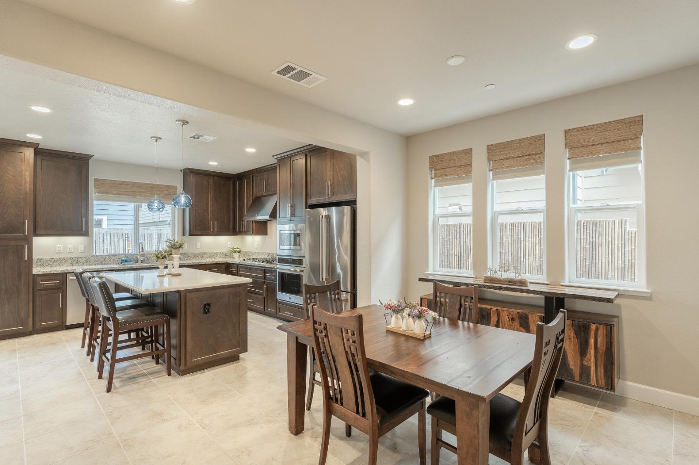 Detail Gallery Image 11 of 39 For 2757 Sea Glass Ave, Marina,  CA 93933 - 3 Beds | 2/1 Baths